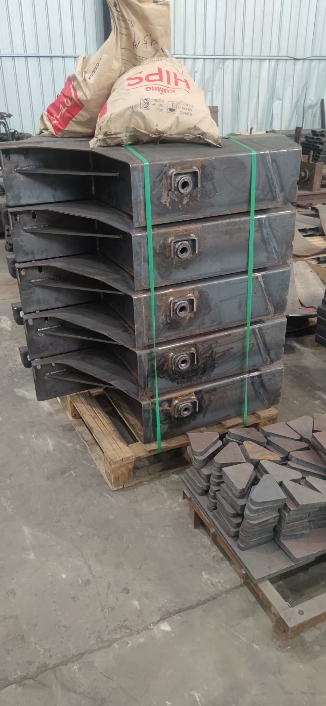 Forklift fuel tank — welded steel fabrication